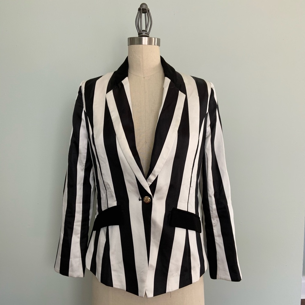 Korean Brand Striped Blazer
